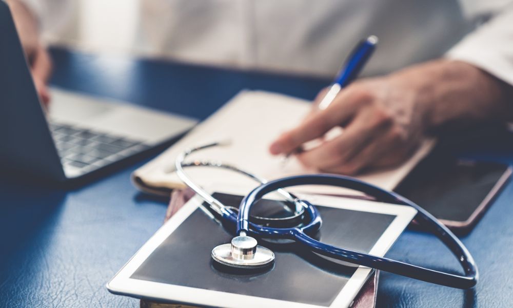 OSHA & HIPAA Training Requirements for Healthcare Workers